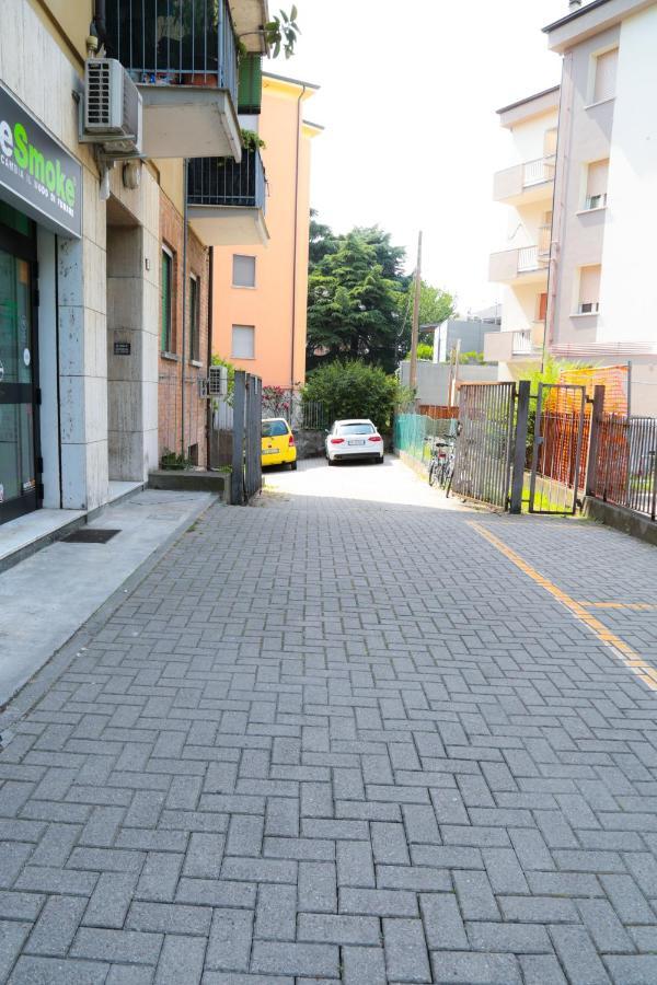 Guest House Simonazzi レッジョ・エミリア エクステリア 写真