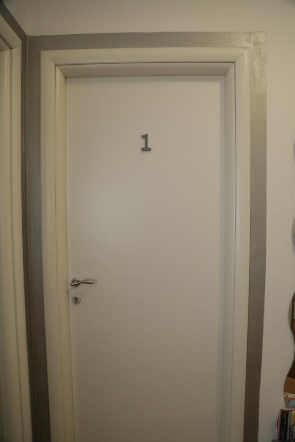 Guest House Simonazzi レッジョ・エミリア エクステリア 写真