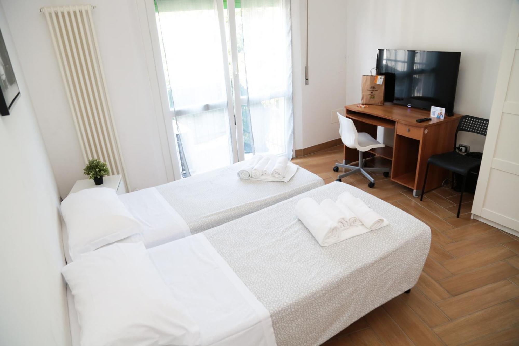 Guest House Simonazzi レッジョ・エミリア エクステリア 写真